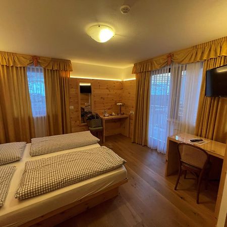 Hotel Schopfenhof San Candido Zewnętrze zdjęcie